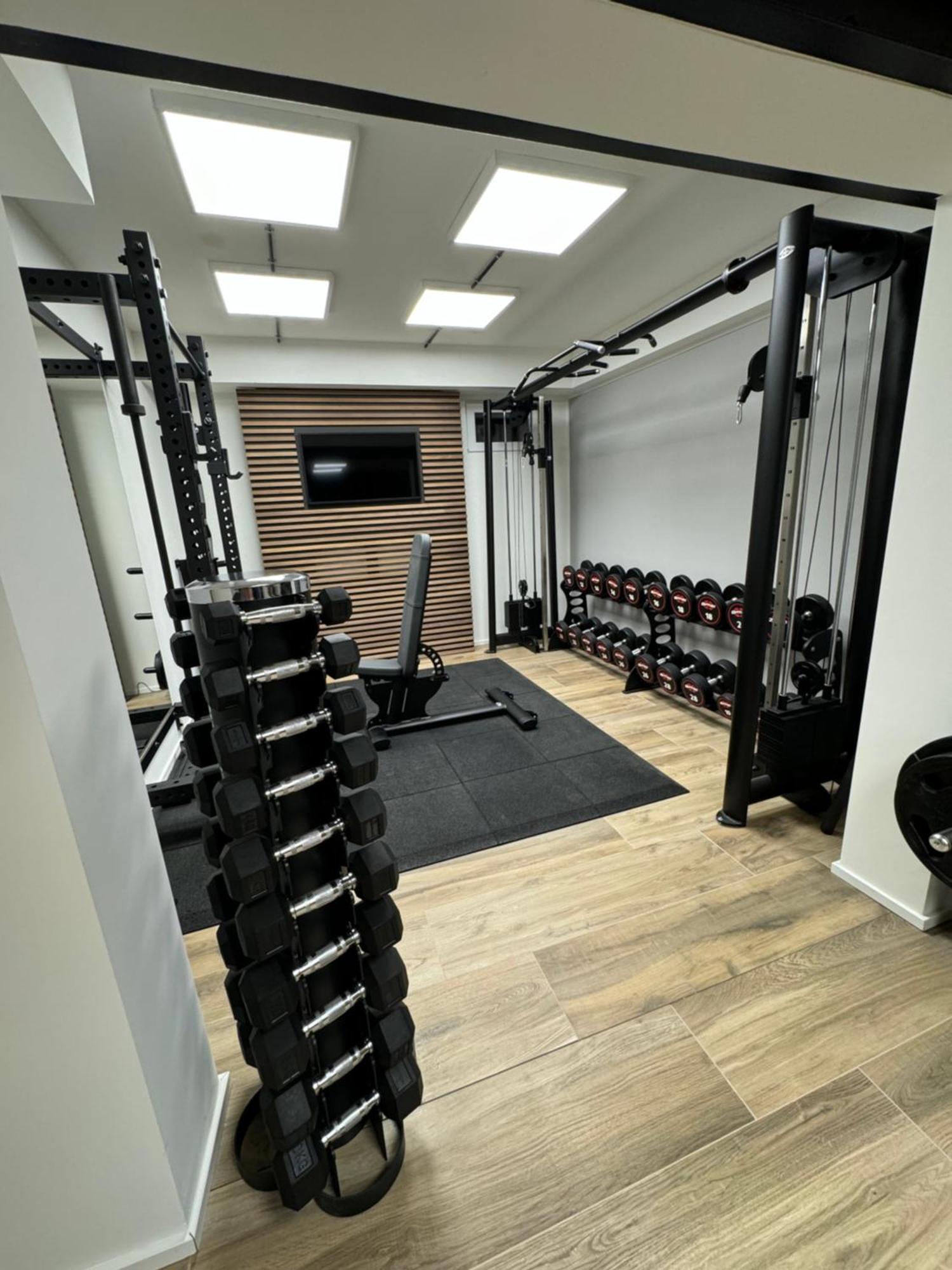 Travel-, Work-, & Fitness-einliegerwohnung *
