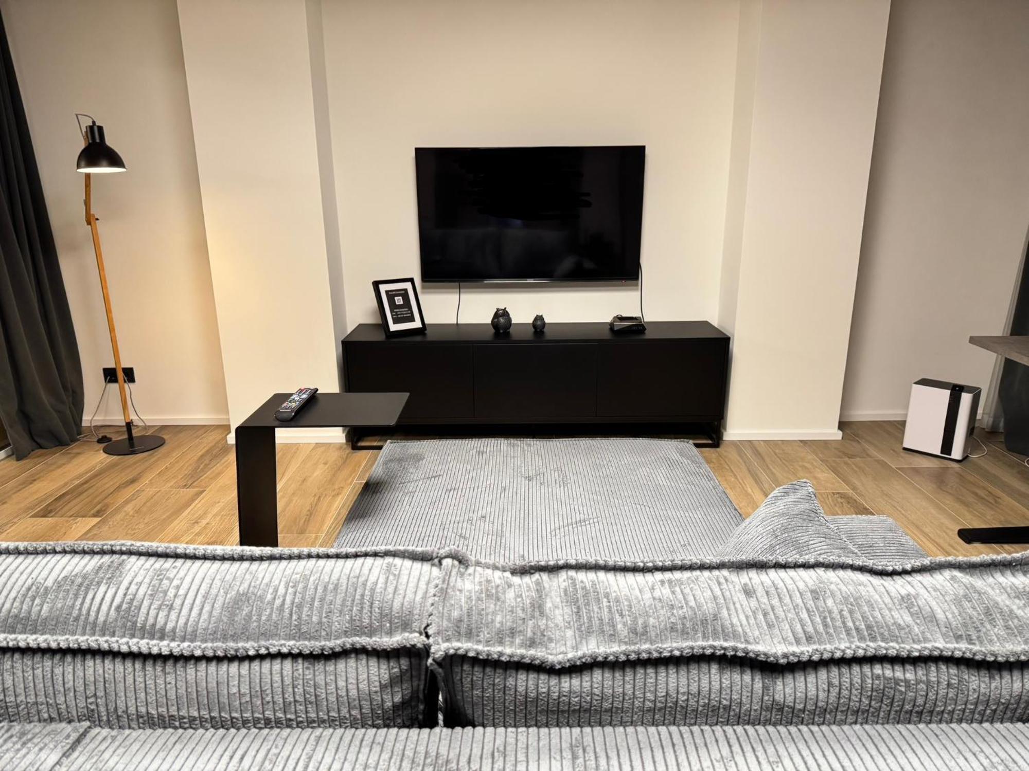 Travel-, Work-, & Fitness-einliegerwohnung * Bonn