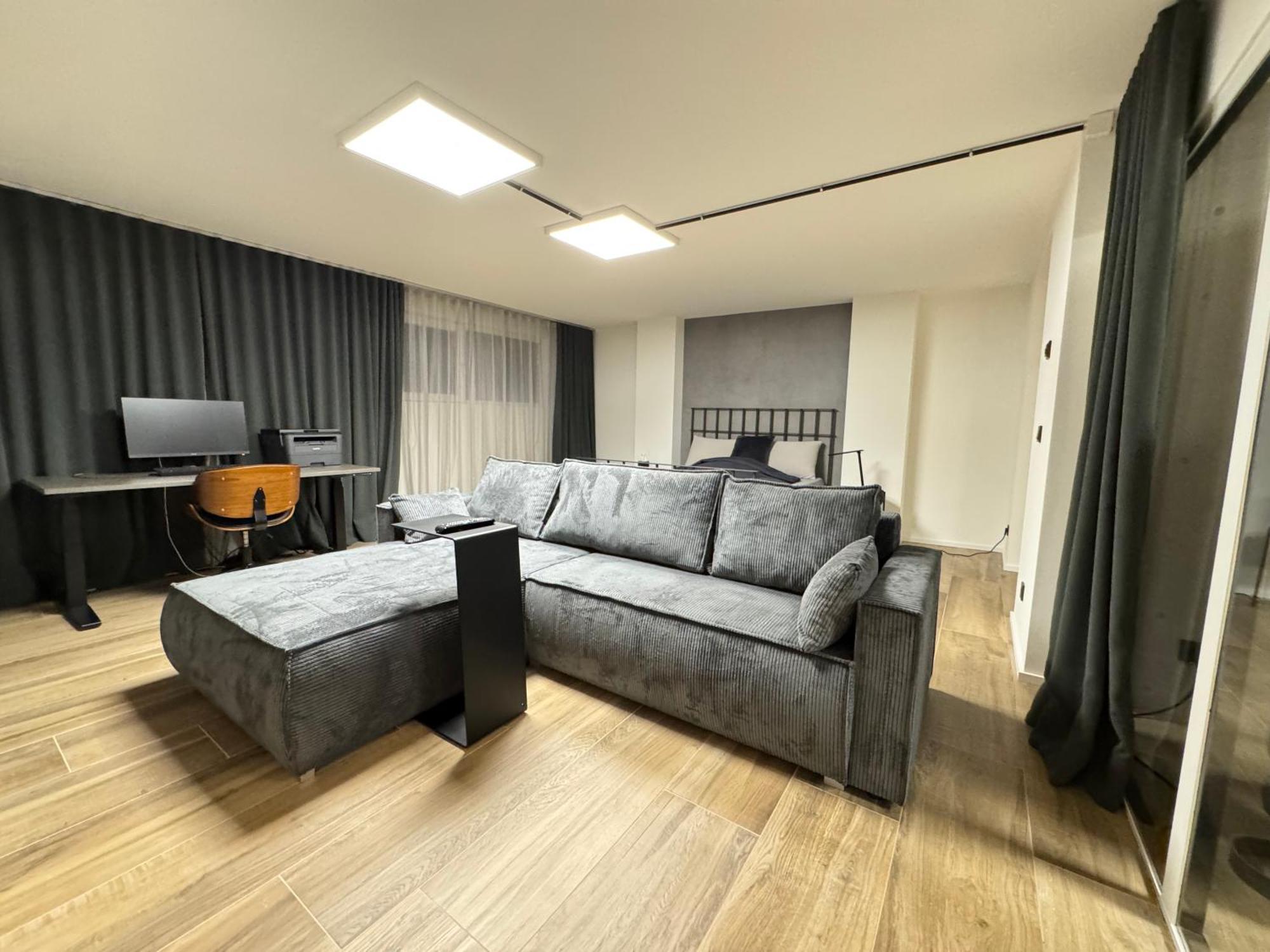 Apartment Travel-, Work-, & Fitness-einliegerwohnung *